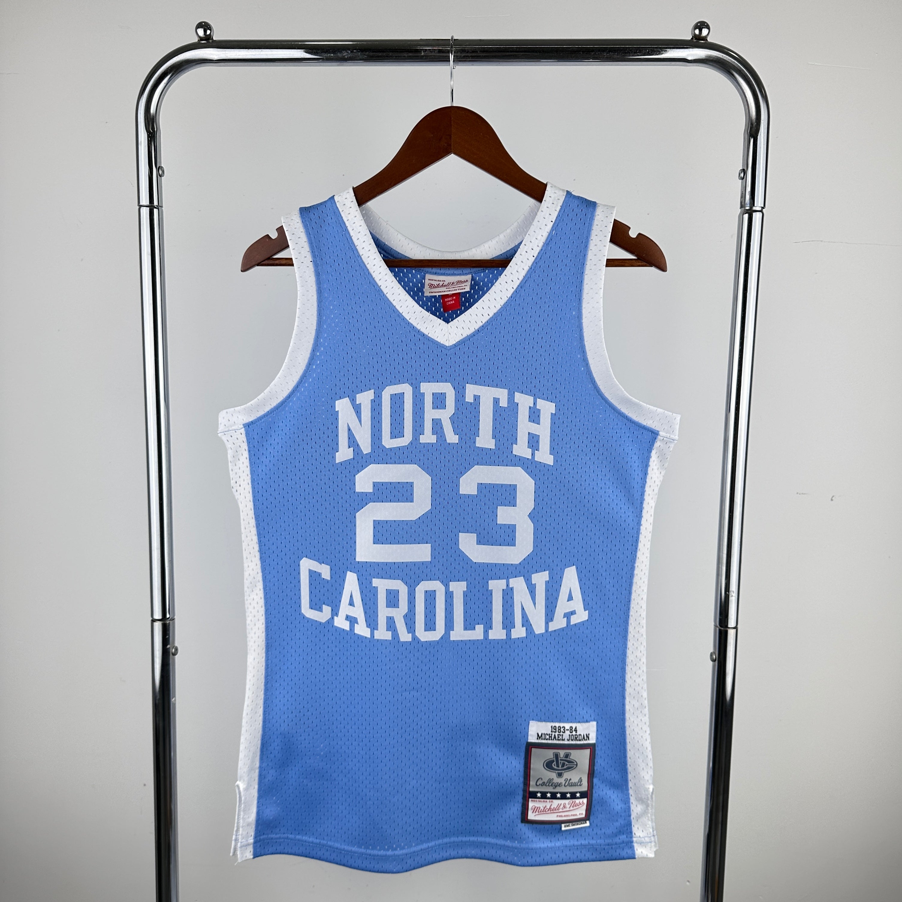 Regata Swingman Michael Jordan University Of North Carolina Mitchell & Ness Hardwood Classics 1983