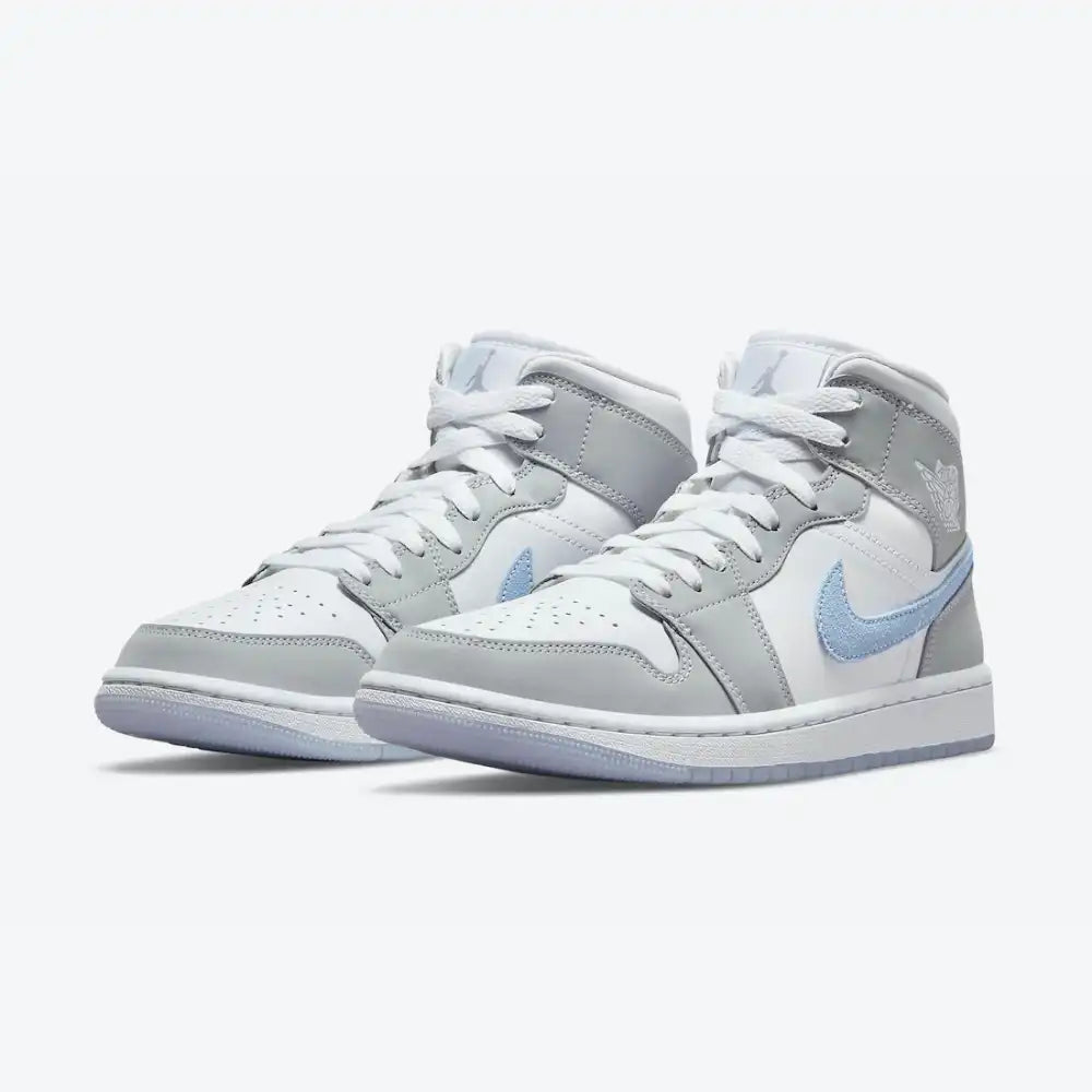 Jordan 1 Mid Wolf Grey Aluminum