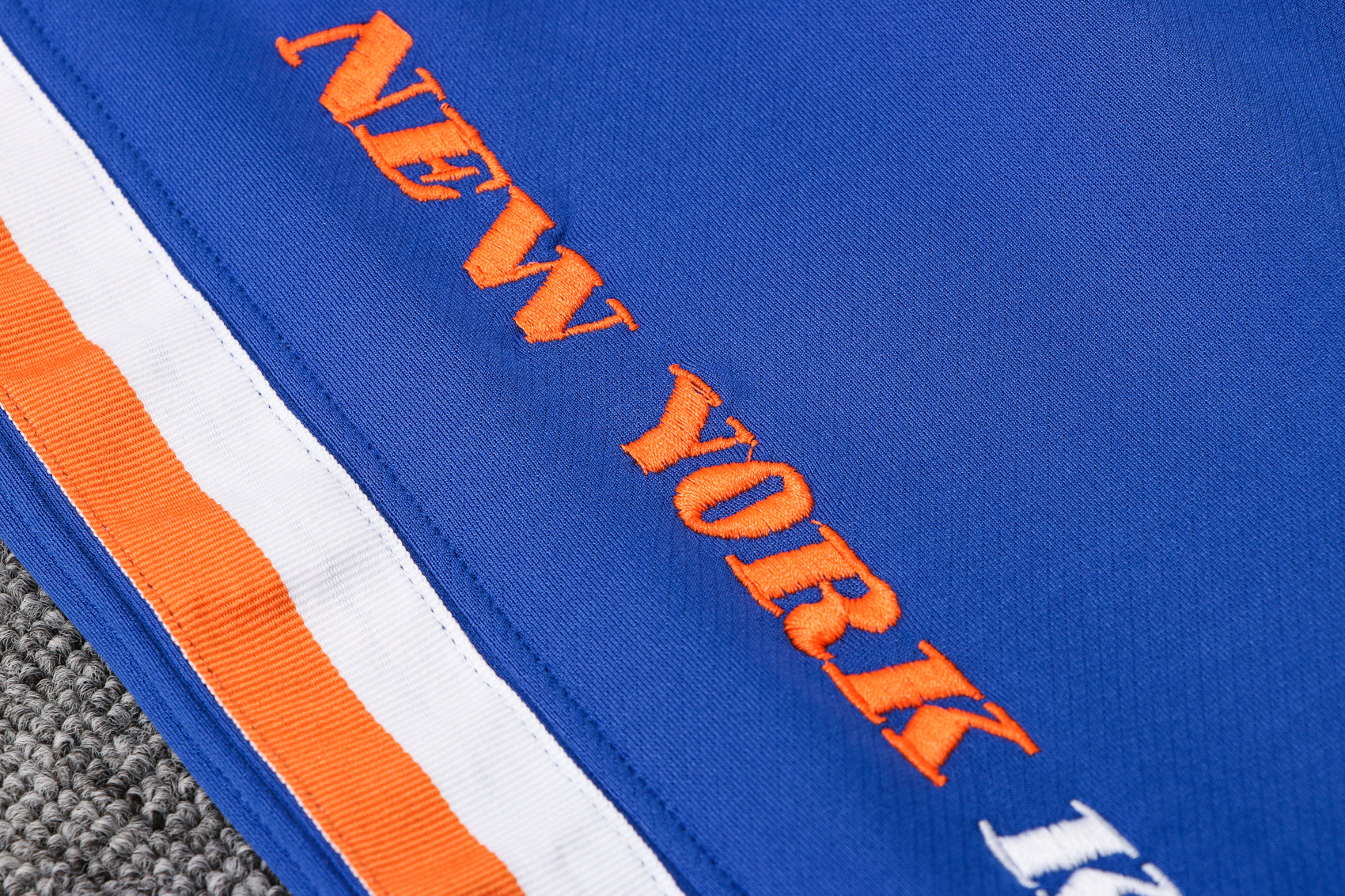 Conjunto Nike Therma Flex New York Knicks 21/22 - OGJERSEYSHOP