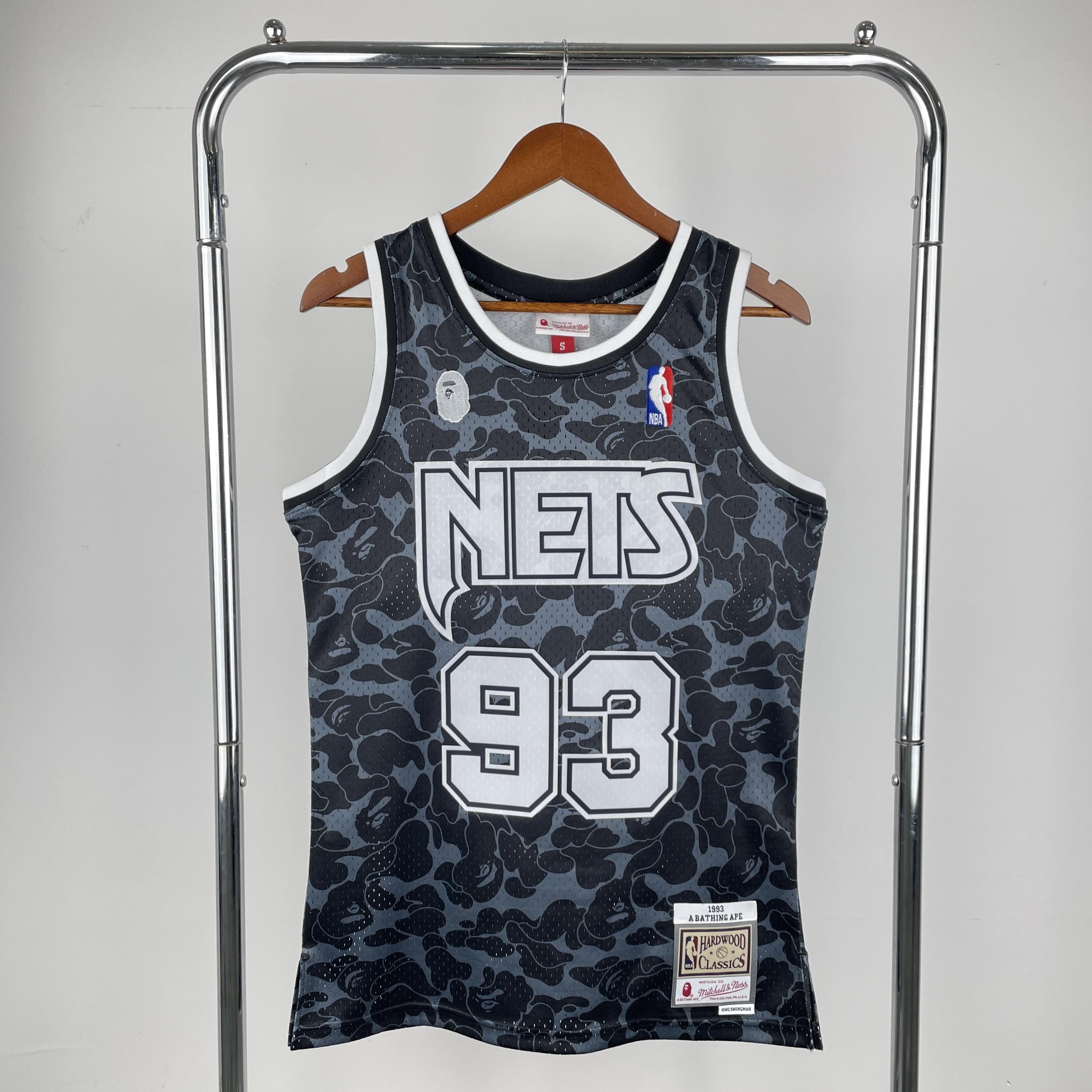 Regata Swingman BAPE X Brooklyn Nets Mitchell & Ness Hardwood Classics 1993 - OGJERSEYSHOP