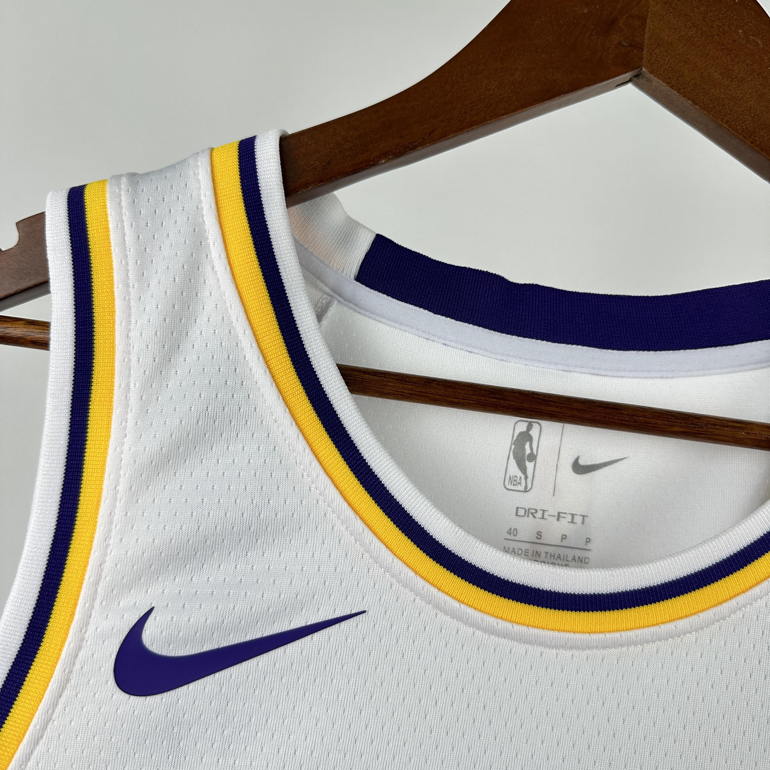 Camisa NBA Los Angeles Lakers Association Edition Luka Dončić