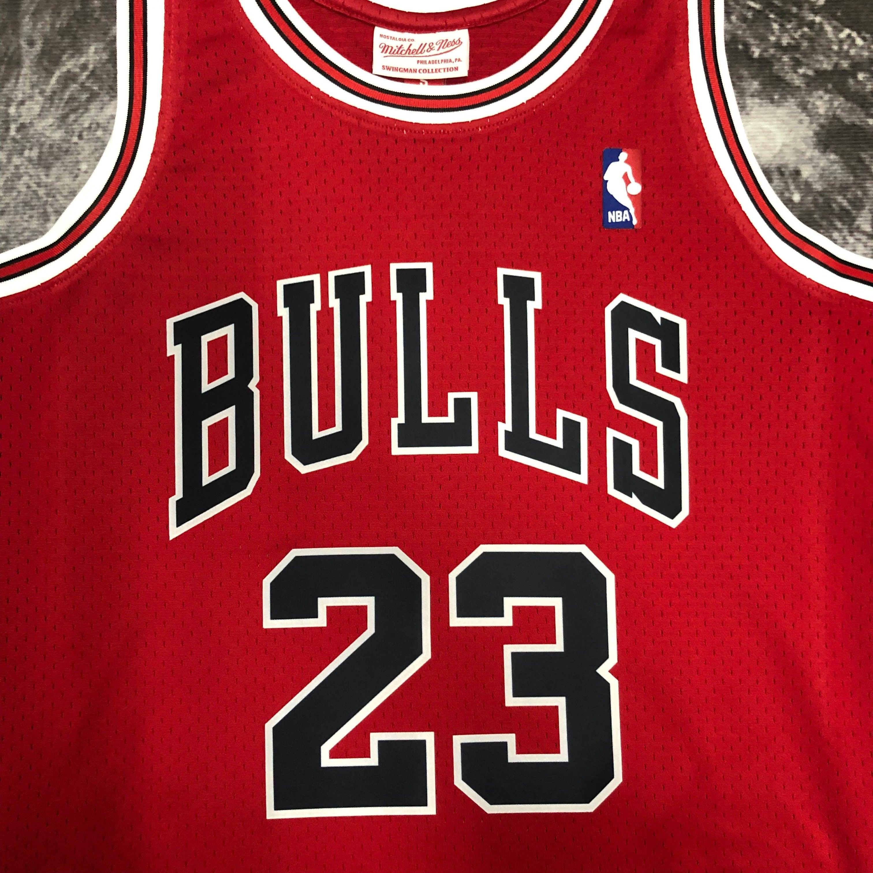 Regata Swingman Chicago Bulls Mitchell & Ness Hardwood Classics 1997/98 Vermelha - OGJERSEYSHOP