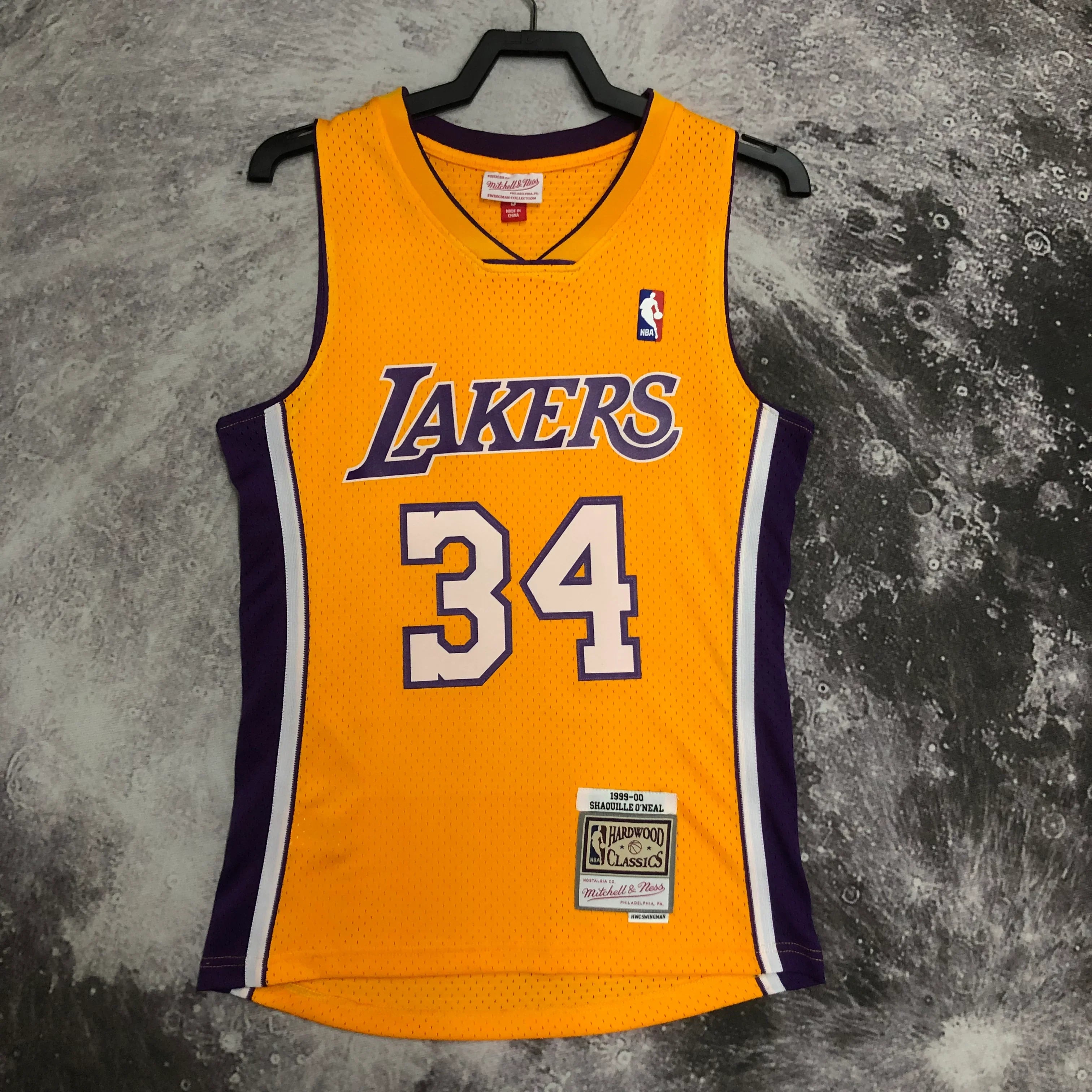 Regata Swingman Los Angeles Lakers Mitchell & Ness Amarela Hardwood Classics 1999/00 - OGJERSEYSHOP