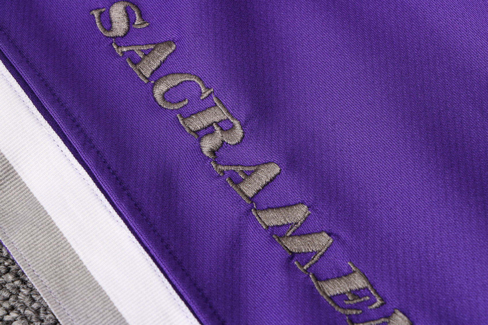 Conjunto Nike Therma Flex Sacramento Kings 21/22 - OGJERSEYSHOP