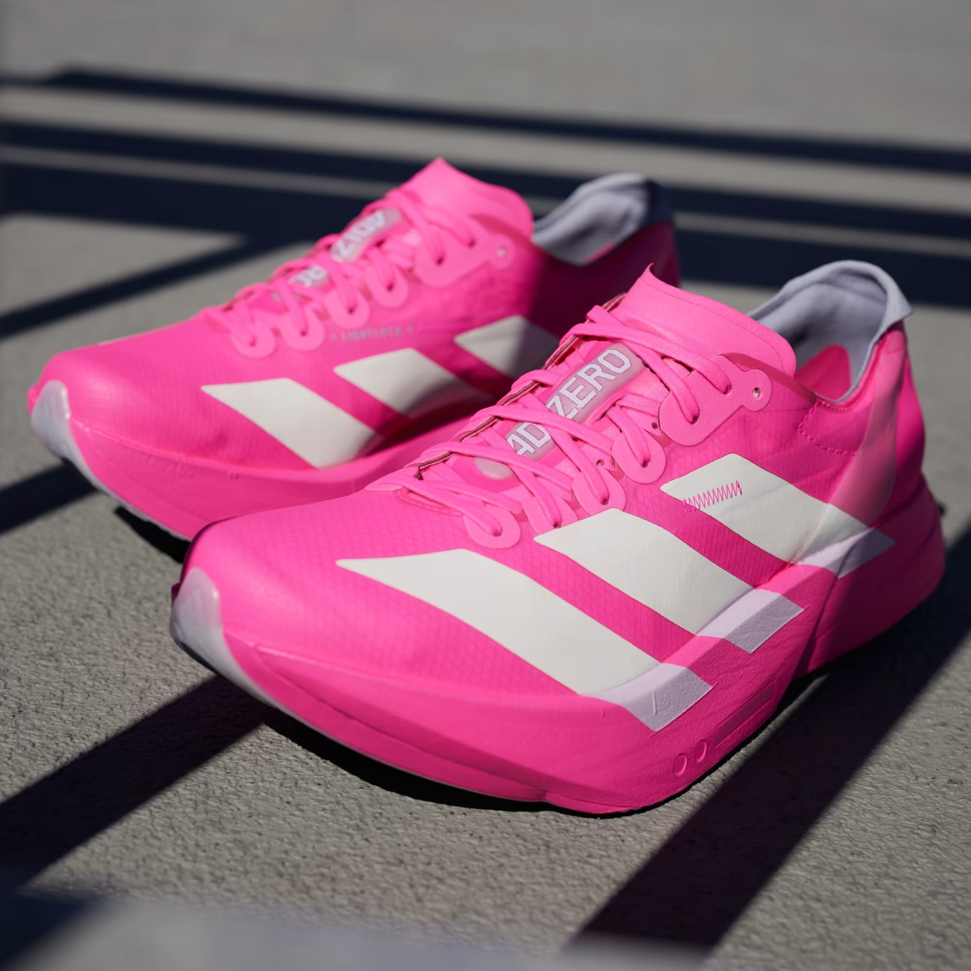 tenis adizero adios pro 4 shock pink