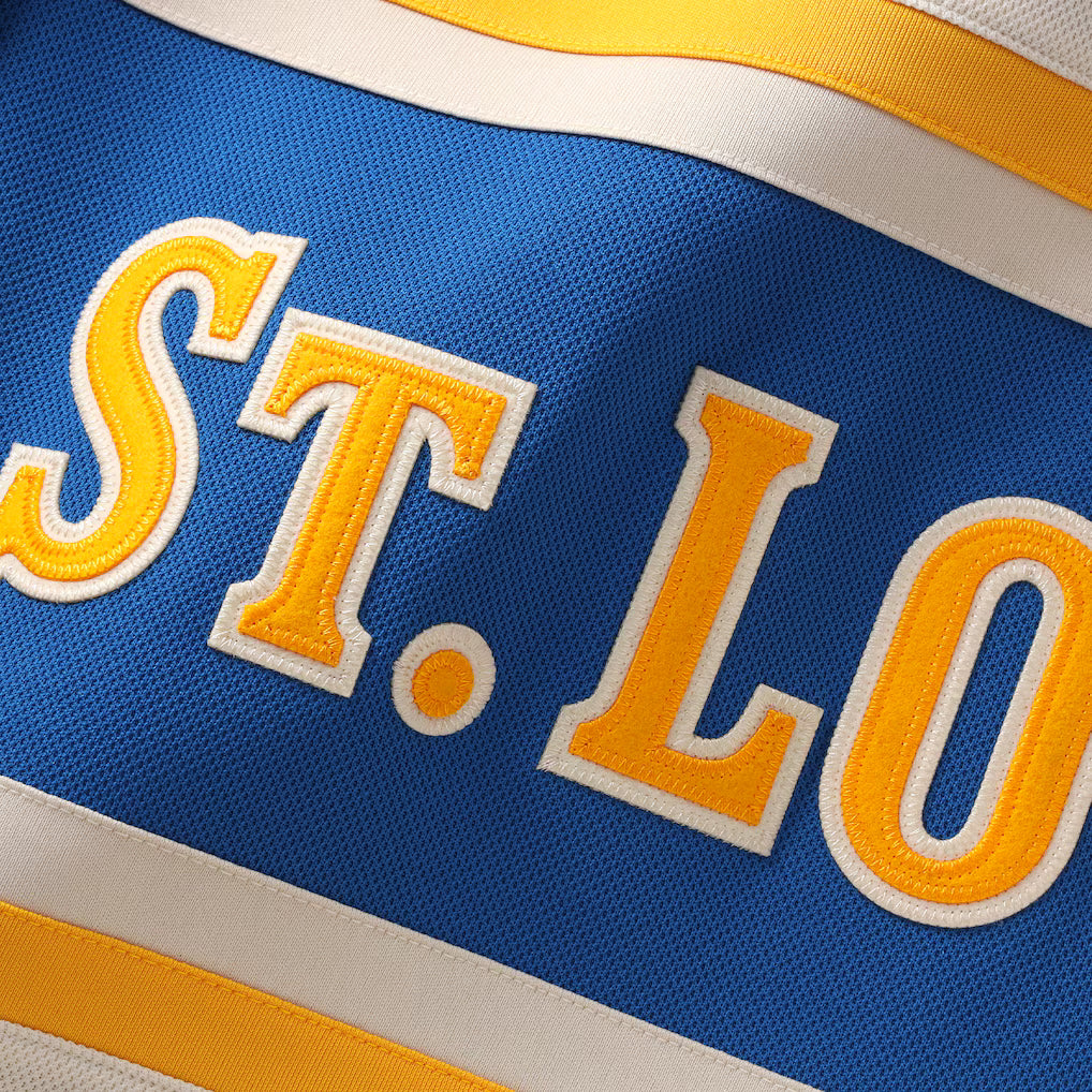 Jersey St. Louis Blues Creme 2025 Winter Classic